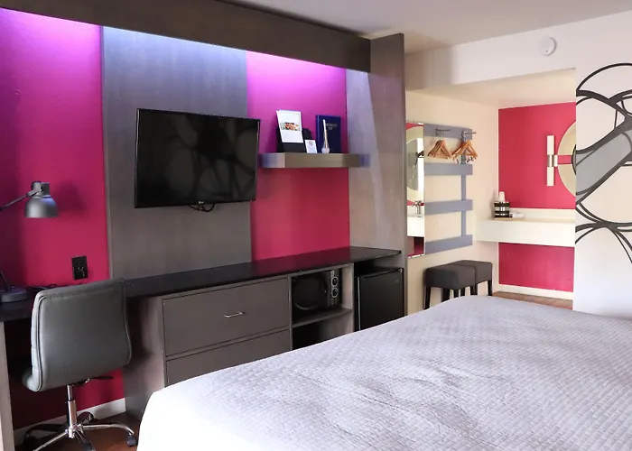 University Inn