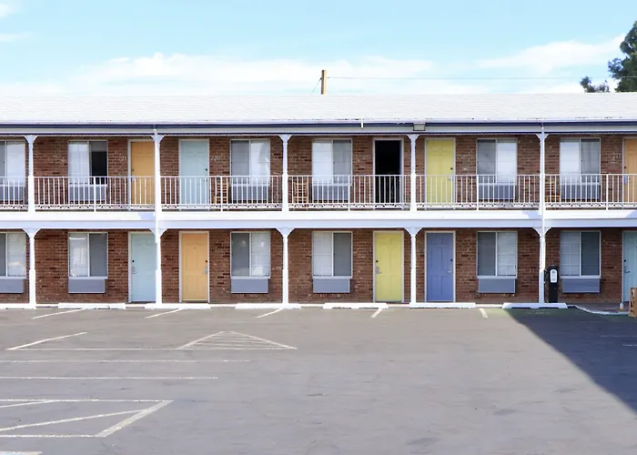 Motel University Inn