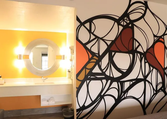 University Inn Motel